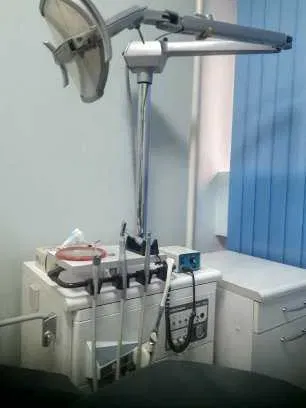 Стоматологическое оборудование, мебель, и инструменты