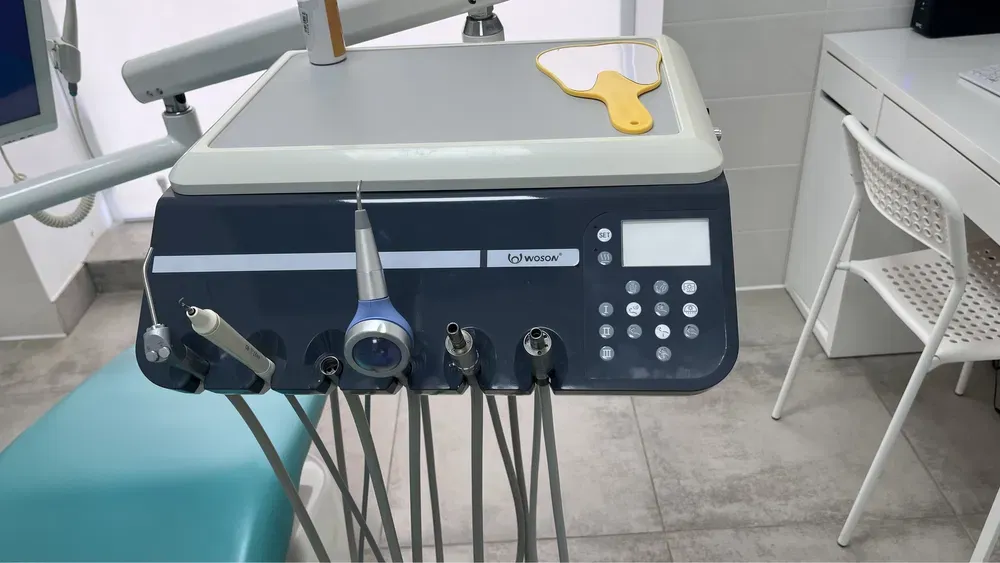 Стоматологическое кресло 