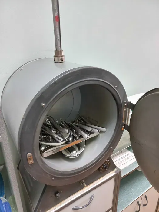 Стоматологическое оборудование, мебель, и инструменты