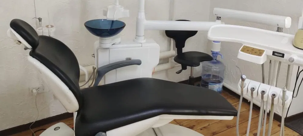 Стоматологическое кресло