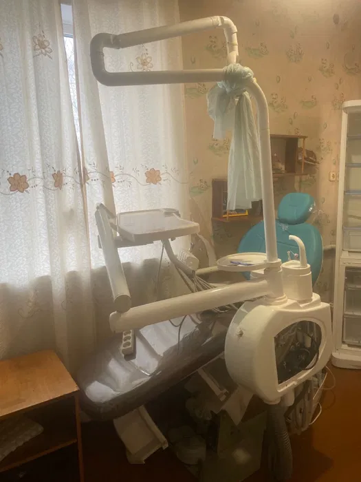 Продам стоматологическое кресло