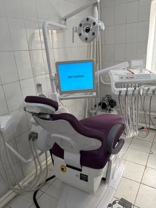 Стоматологическое кресло и стоматологическая установка