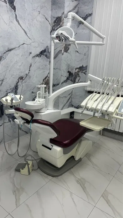 Стоматологическое кресло